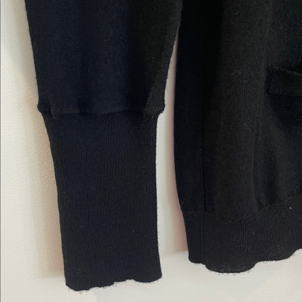 LORO PIANA 100% Cashmere Long V-neck Cardigan Black size 48 fits Medium to Large - Picture 4 of 8